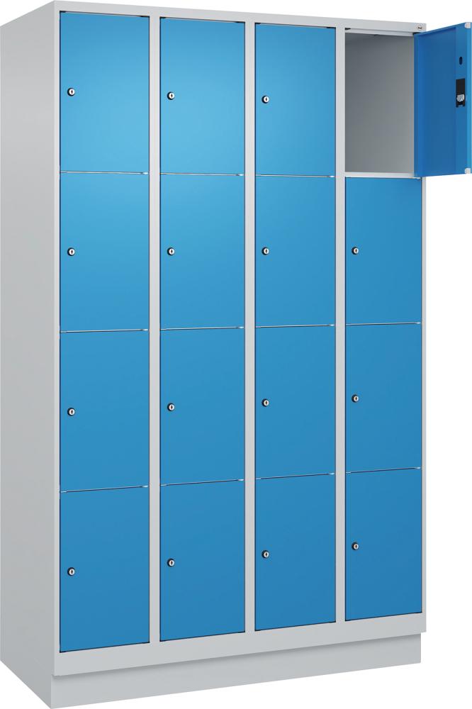 Fächerschrank CLASSIC B1200xT500xH1950 mm RAL 7035/5012, 4x4 Fächermit 100 mm hohem Sockel Fächerschrank CLASSIC B1200xT500xH1950 mm RAL 7035/5012, 4x4 Fächermit 100 mm hohem Sockel